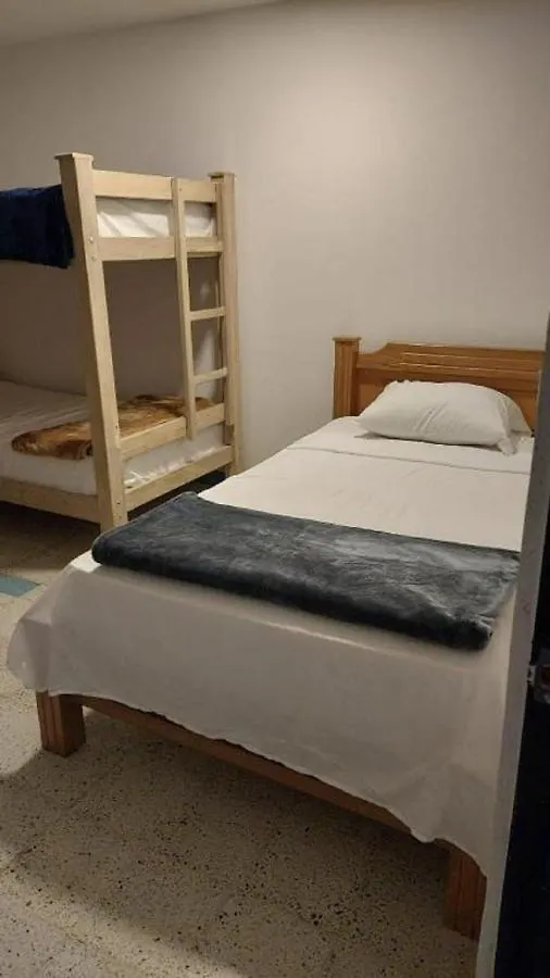 Ayenda Hostal Los Colores Медельин 0*,