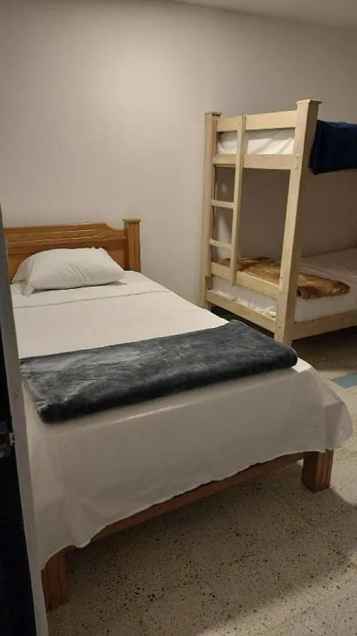 Ayenda Hostal Los Colores Медельин Гостевой дом